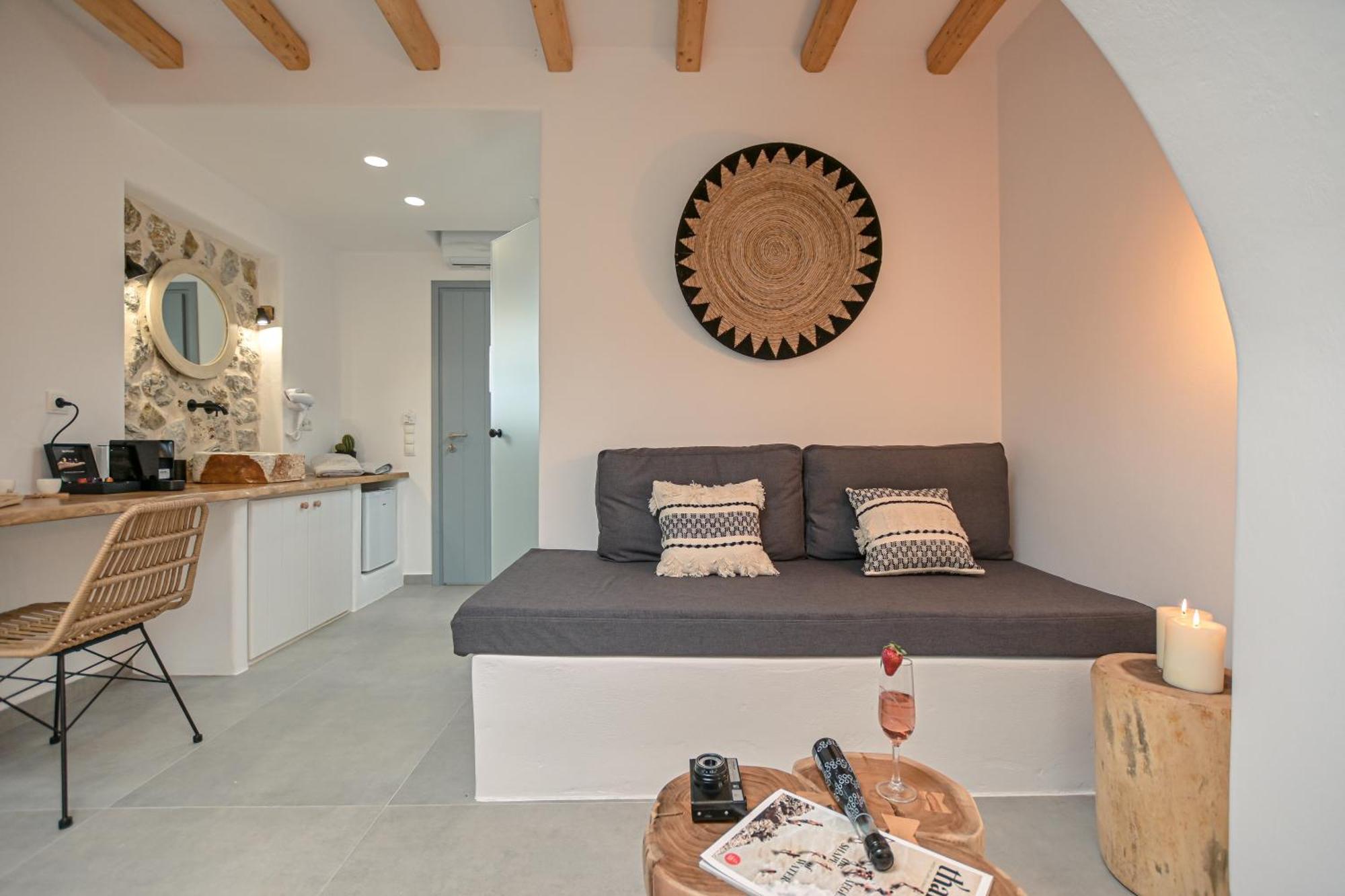 Naxos Finest Hotel & Villas Naxos City الغرفة الصورة